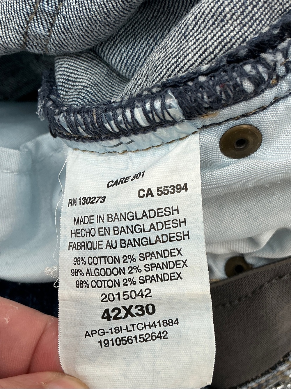 Lee Men's Straight Jeans in Dark Blue Wash - Picture 4 of 4